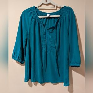 Emerald green flowy 3/4 sleeved top